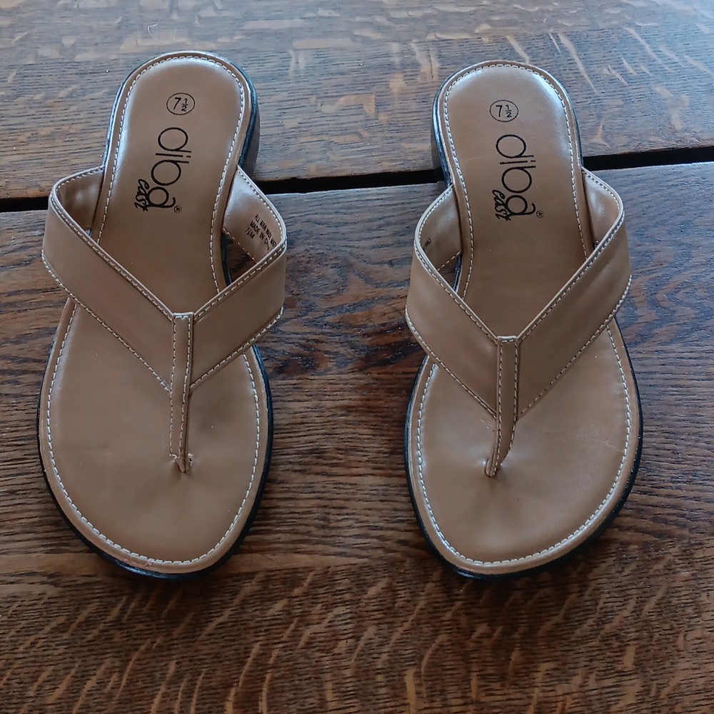 7.5 Tan DIBA EAST SANDALS